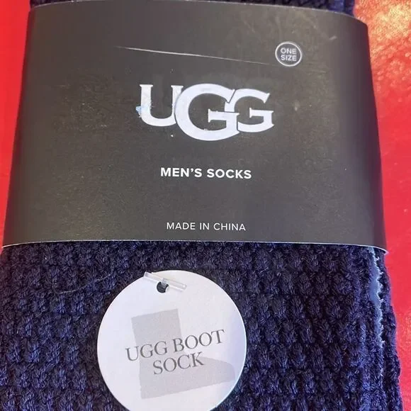 NWT UGG boot socks - Picture 2 of 3